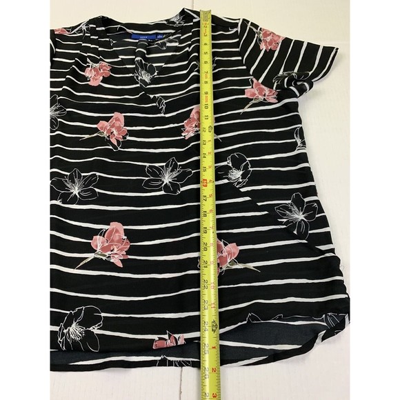 Apt 9 Womens L Floral Print Wrap Blouse Tunic Top Short Sleeve Black White Pink - Picture 9 of 11